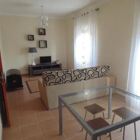 Guest house Live Oeste *